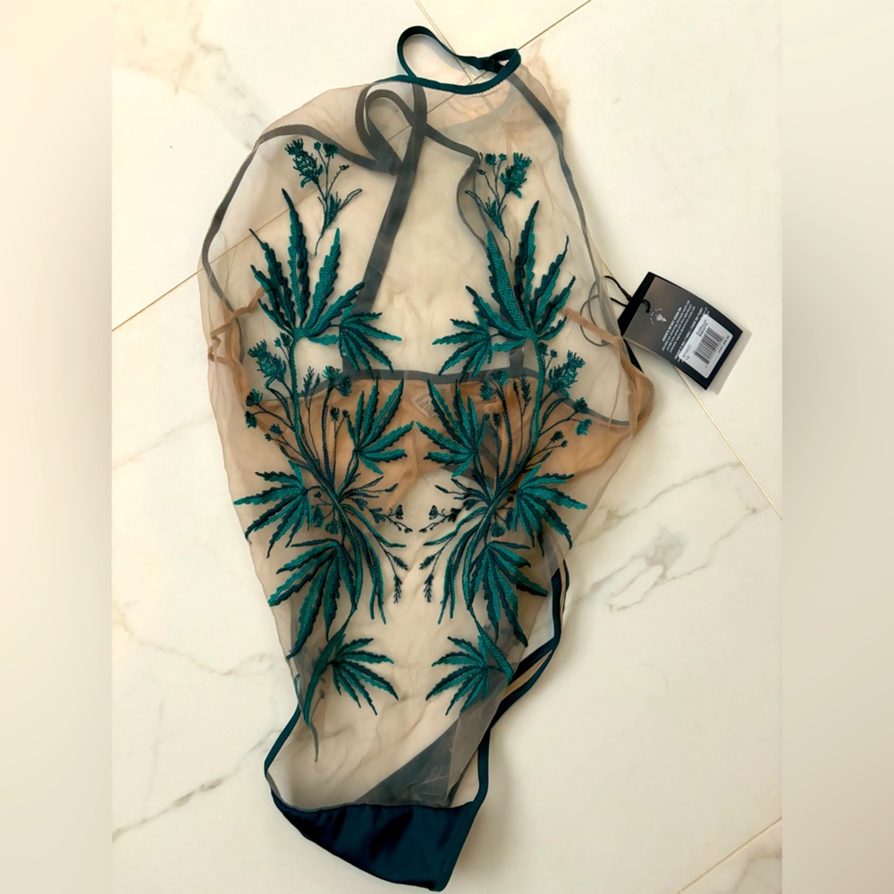 NWT Thistle and Spire Brooklyn Haze Bodysuit emerald/biscotti
